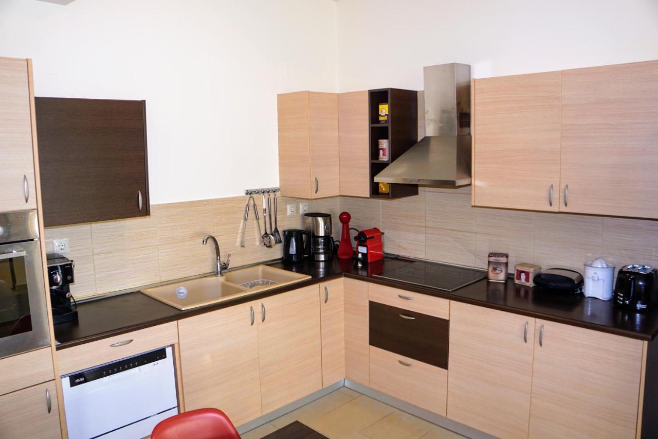 Olive Tree Hillside Apartment Stalós Екстериор снимка