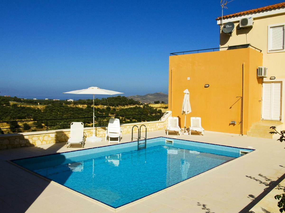 Olive Tree Hillside Apartment Stalós Екстериор снимка